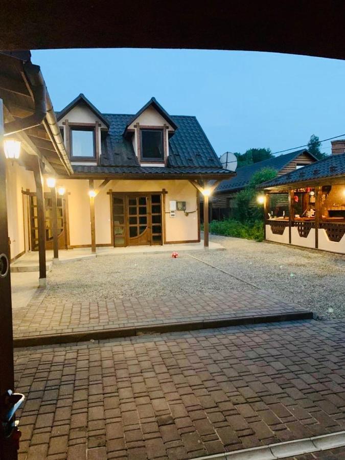 Vas.Vom Aparthotel Manyava Exterior photo